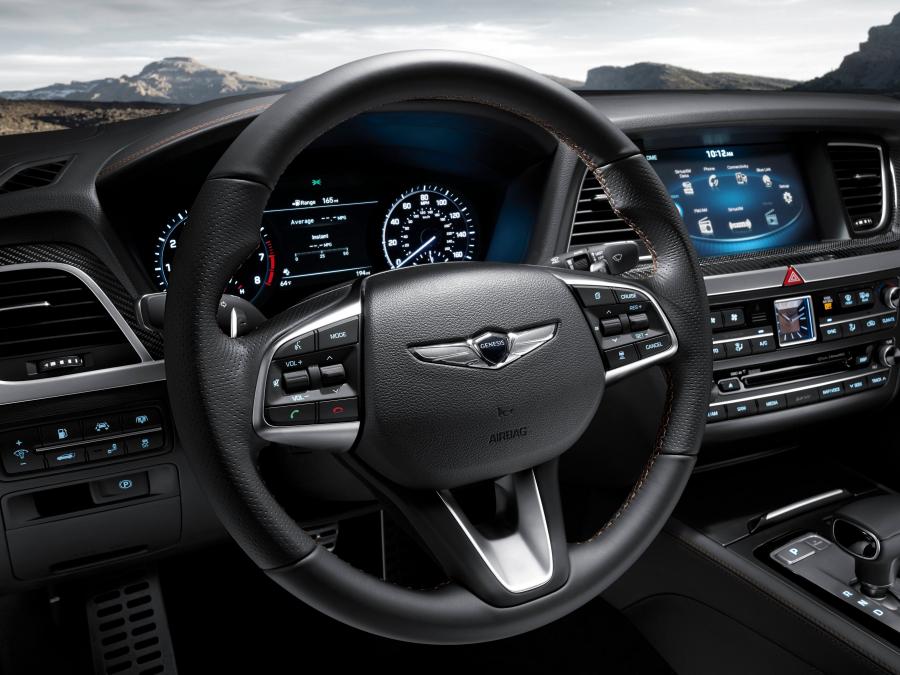 Панель приборов Genesis G80 Sport 2017 года  (NA) (фото 51 из 94)
